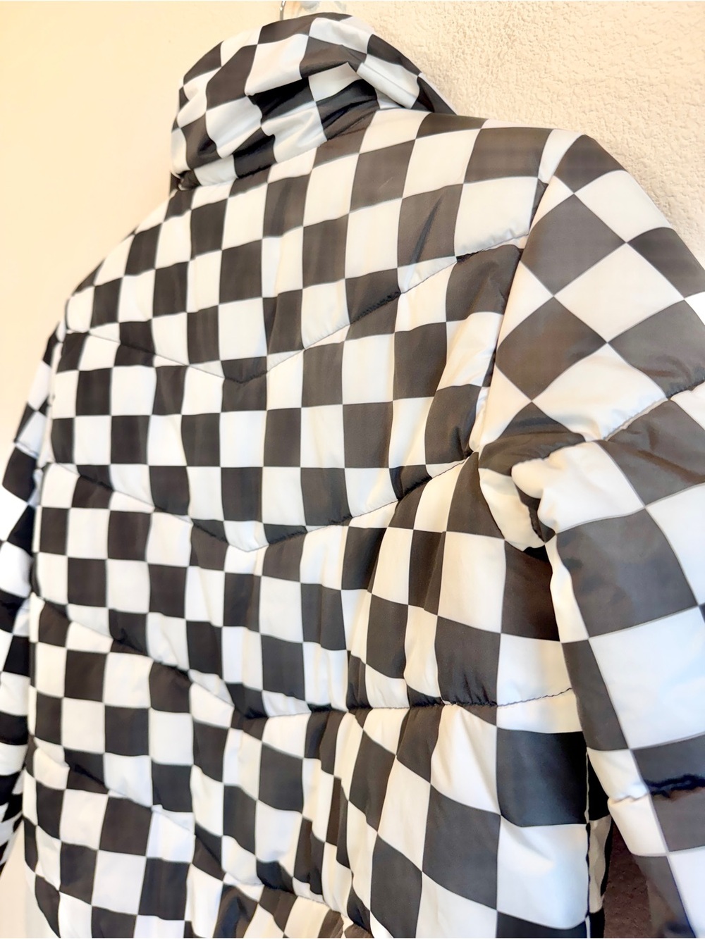 Vans Checkered Puffer Jacket Womens XS Black White Skate Streetwear Retro H75 - Picture 8 of 9